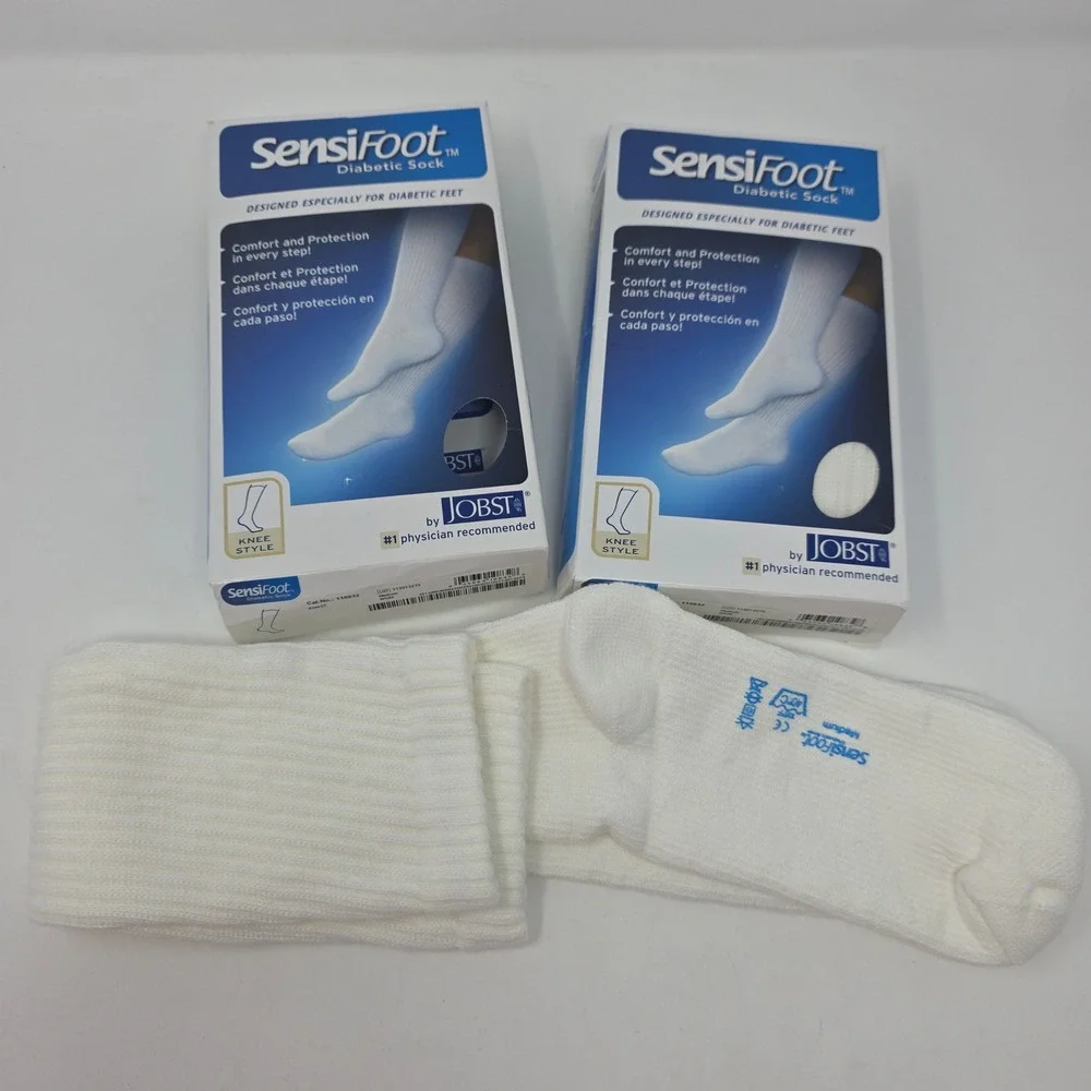 Jobst SensiFoot Diabetic Socks Medium White Knee High 8-15 mmHg 110832 Lot 2